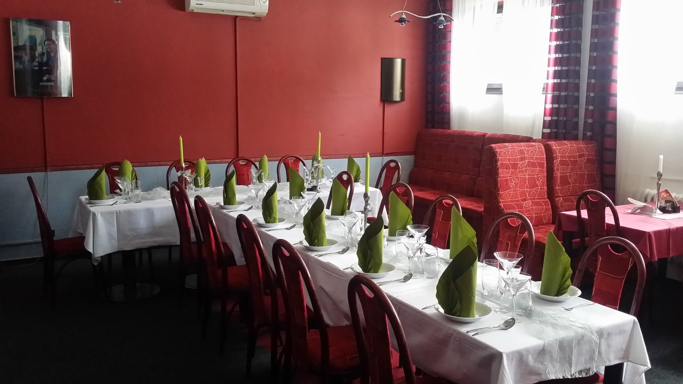 GRIL BAR - KOMORNÍ LHOTKA