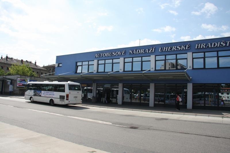 Uhersk Hradit - autobusov ndra