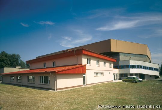 Sportovn centrum - bowling